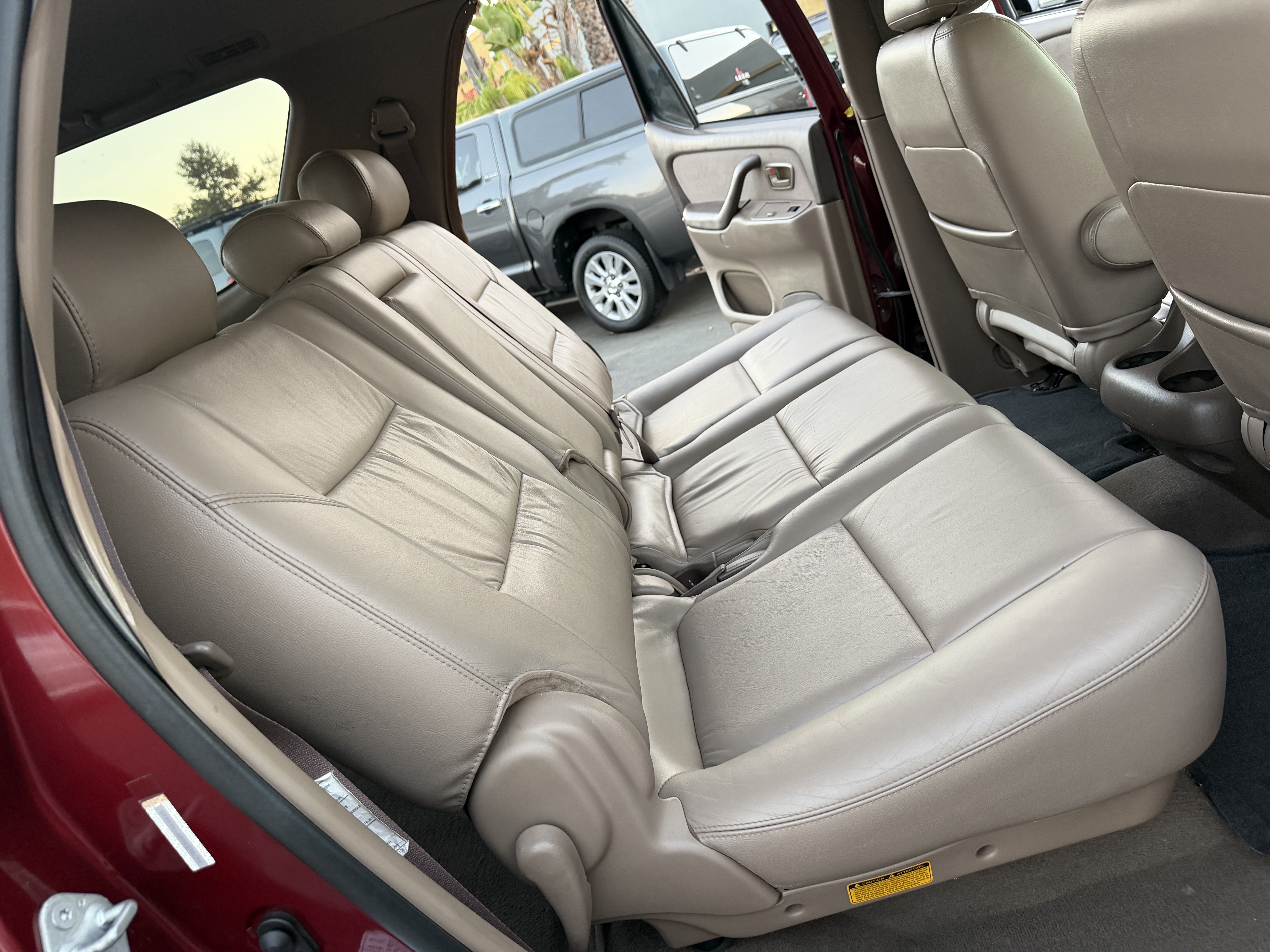 Used 2003 Toyota Sequoia 4WD SR5 image 29