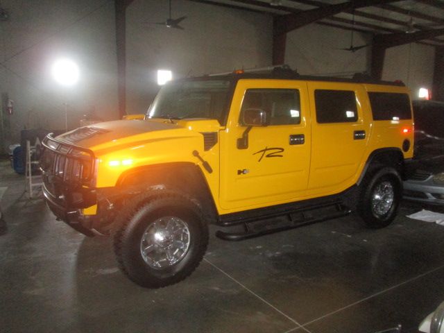 Used 2003 HUMMER H2 Sport Utility 4D AWD/4WD image 3