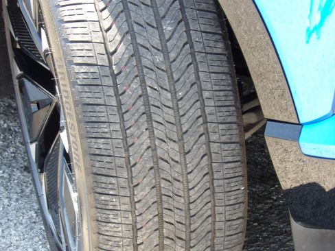 Used 2024 Chevrolet Blazer EV RS RWD image 16