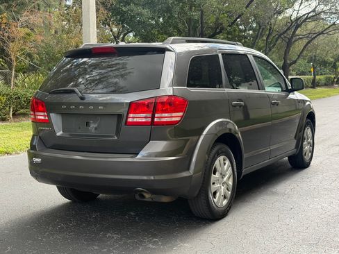 Used 2016 Dodge Journey SE image 5