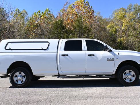 Used 2015 RAM 2500 Tradesman image 7
