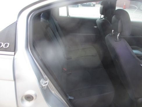 Used 2014 Chrysler 200 LX image 13