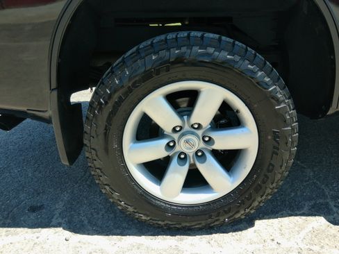 Used 2013 Nissan Titan 4x4 Crew Cab SV image 22