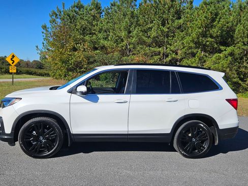 Used 2022 Honda Pilot Special Edition image 2