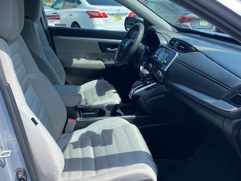 Used 2018 Honda CR-V LX image 15