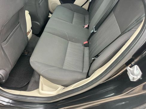 Used 2015 Ford Focus SE FWD image 16