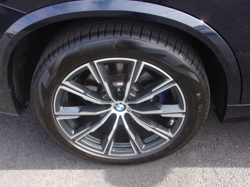 Used 2022 BMW X5 xDrive40i image 39