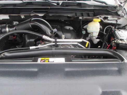 Used 2017 RAM 1500 Sport image 25