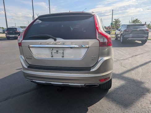 Used 2015 Volvo XC60 AWD T6 image 5
