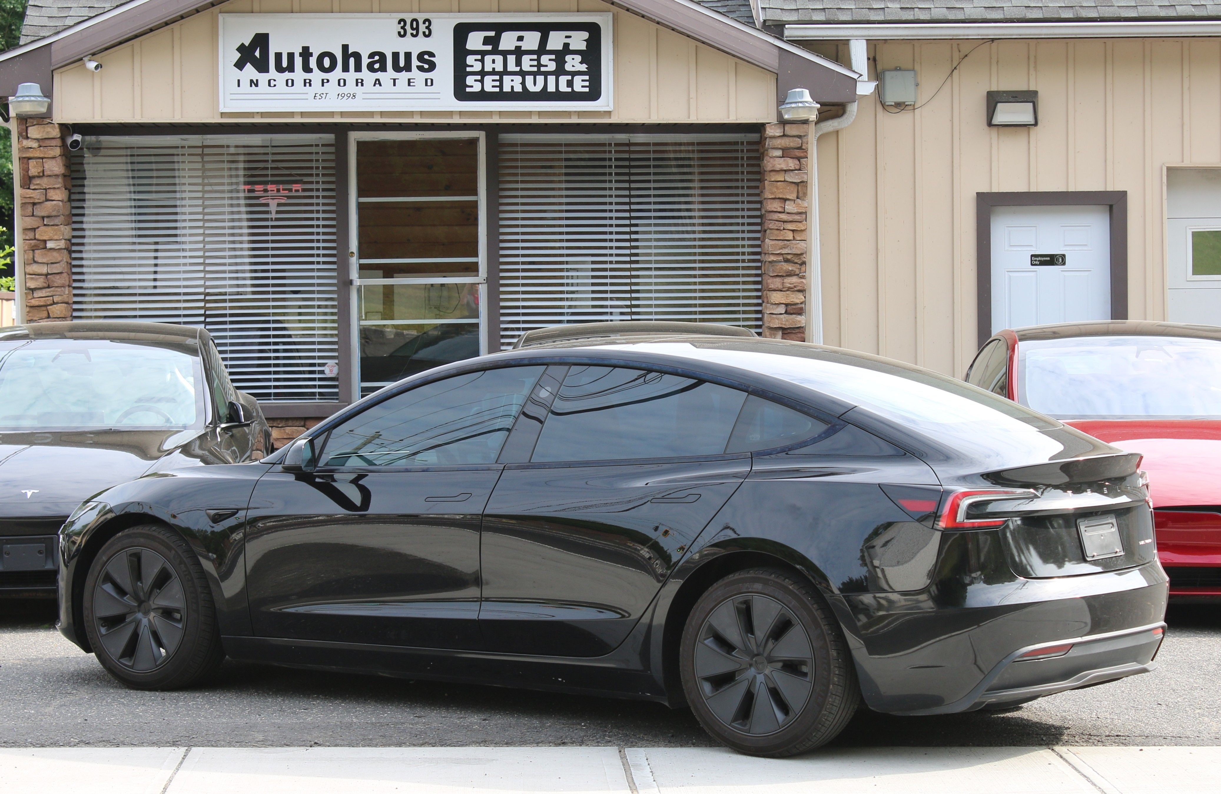 Used 2024 Tesla Model 3 Long Range AWD/4WD image 3