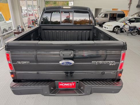 Used 2014 Ford F150 SVT Raptor image 5