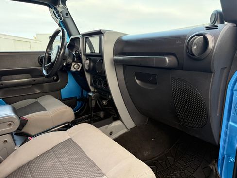 Used 2010 Jeep Wrangler 4WD Sport image 70