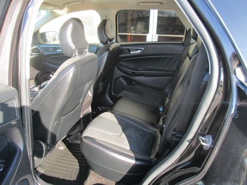 Used 2018 Ford Edge Sport image 6