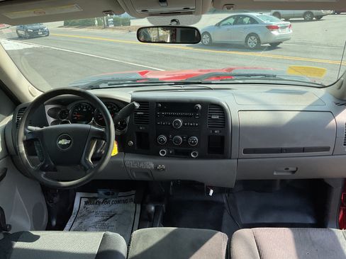 Used 2012 Chevrolet Silverado 2500 W/T image 12