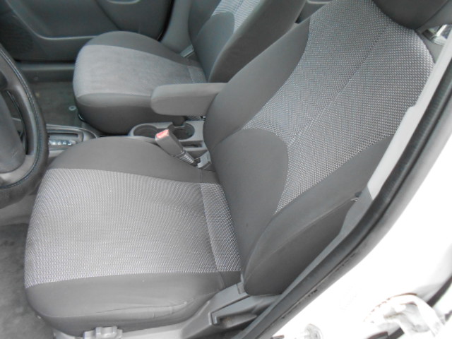 Used 2009 Kia Rio Sedan FWD image 9