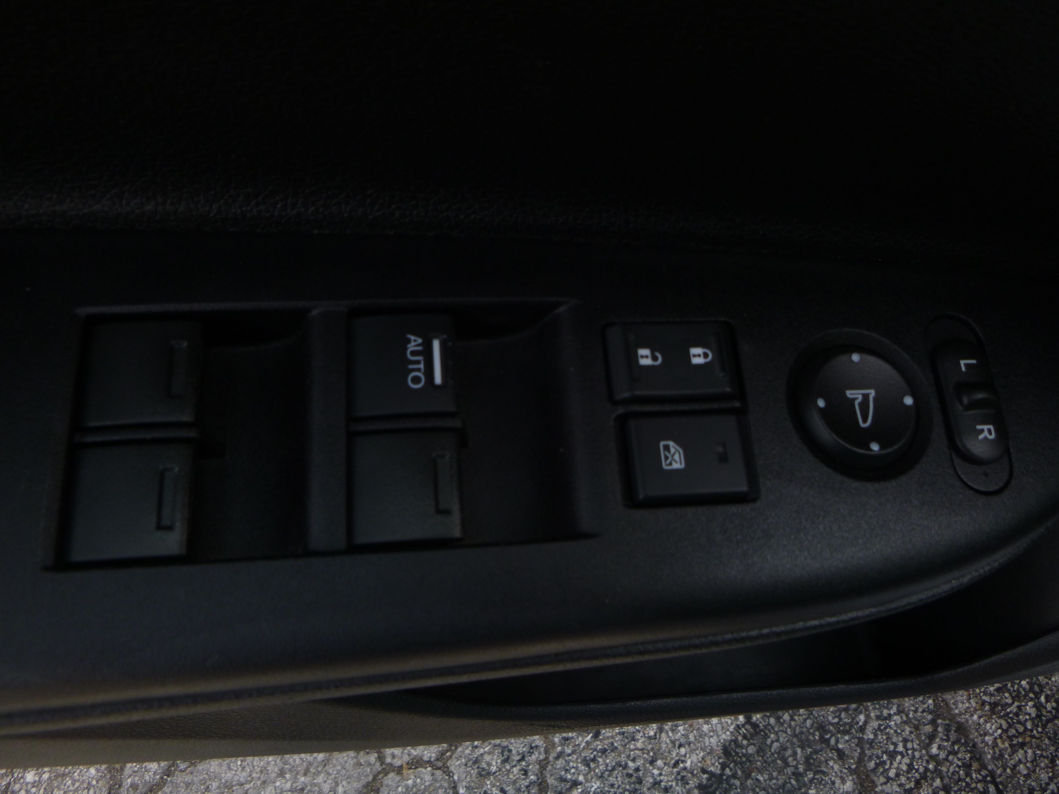 Used 2015 Honda Accord LX Sedan image 13