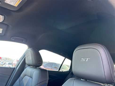 New 2026 Buick Envista Sport Touring image 27