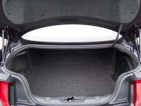 Used 2023 Ford Mustang GT Premium image 16