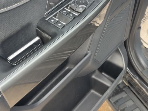 Used 2023 Ford F150 XLT image 10