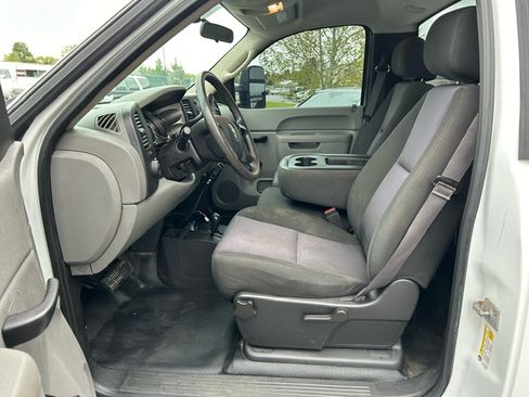 Used 2013 Chevrolet Silverado 3500 W/T image 11
