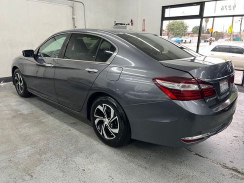 Used 2016 Honda Accord LX image 4