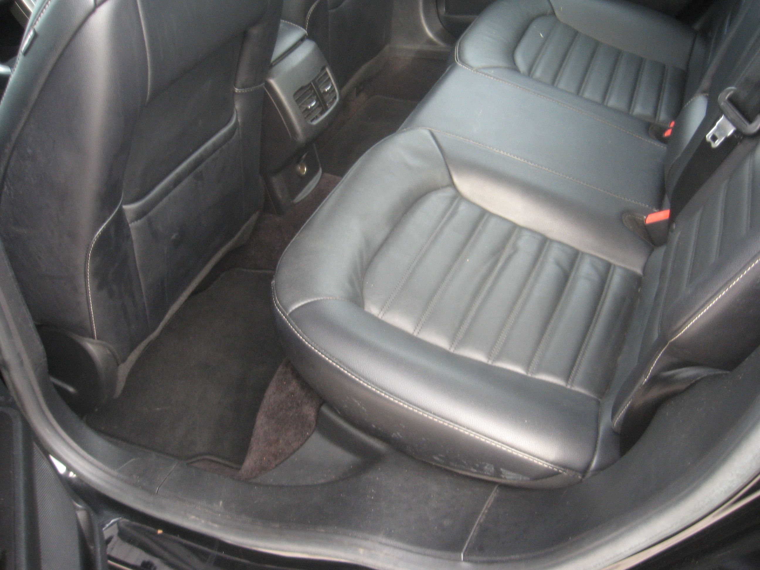 Used 2017 Ford Fusion SE FWD image 7
