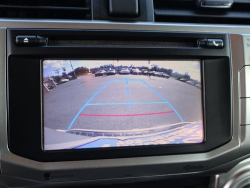 Used 2014 Toyota 4Runner SR5 image 29