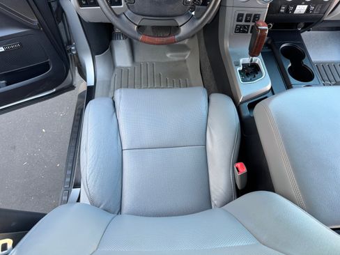 Used 2012 Toyota Sequoia Platinum image 20