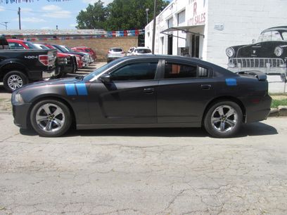 Used 2013 Dodge Charger SE