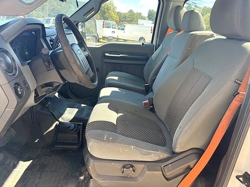 Used 2012 Ford F250 XL image 6
