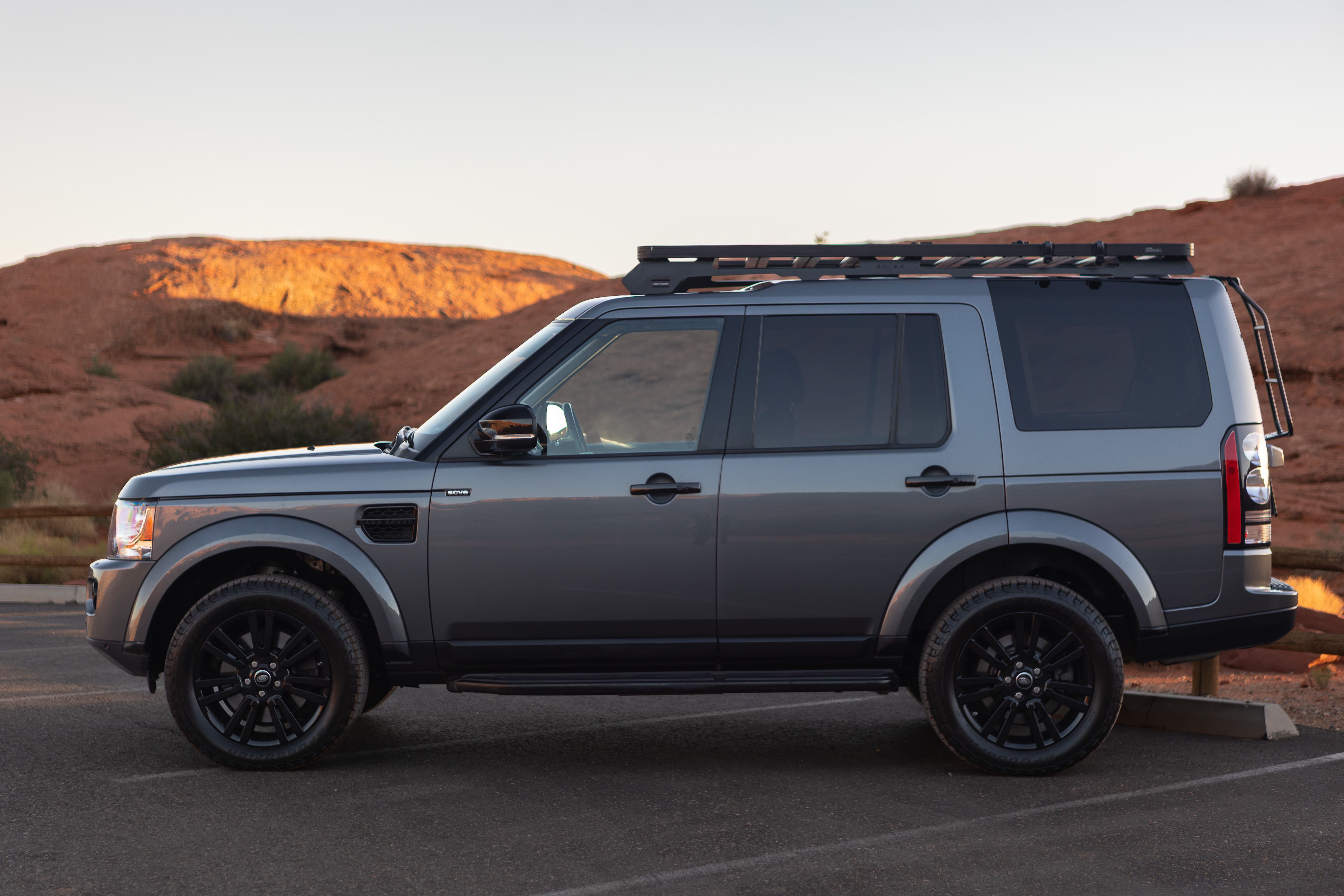 Used 2016 Land Rover LR4 HSE AWD/4WD image 5
