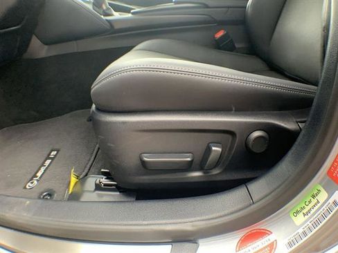 Used 2025 Lexus IS 300 image 12