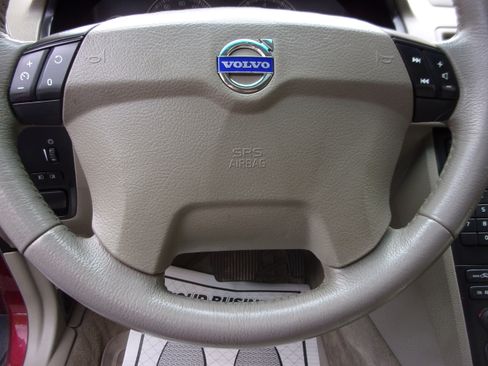 Used 2004 Volvo XC90 2.5T image 12