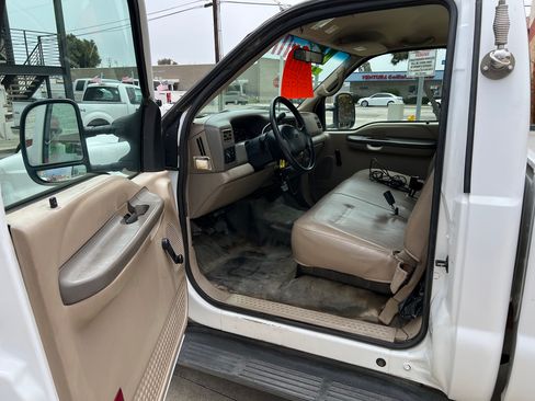 Used 2002 Ford F250 4x4 Regular Cab Super Duty image 10