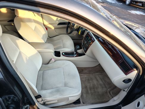 Used 2009 Chevrolet Impala LS image 12