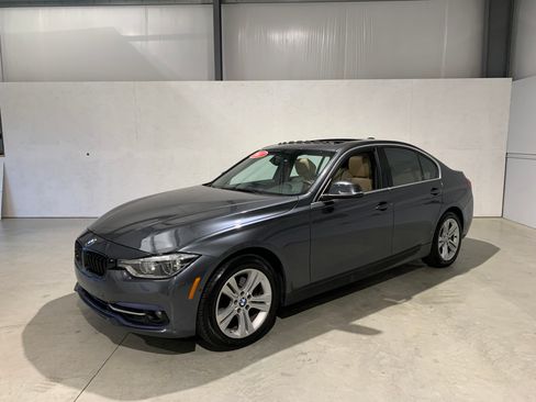 Used 2017 BMW 330i xDrive w/ Driver Assist image 2