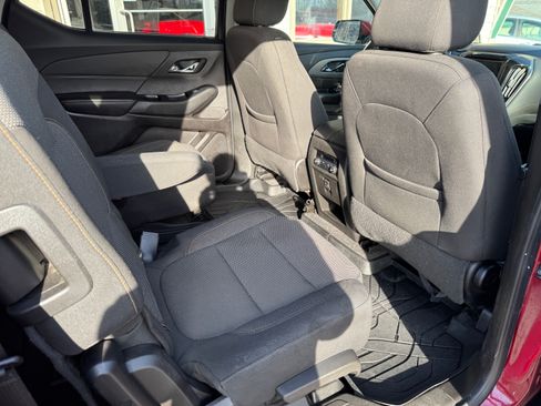 Used 2019 Chevrolet Traverse LT AWD/4WD image 17
