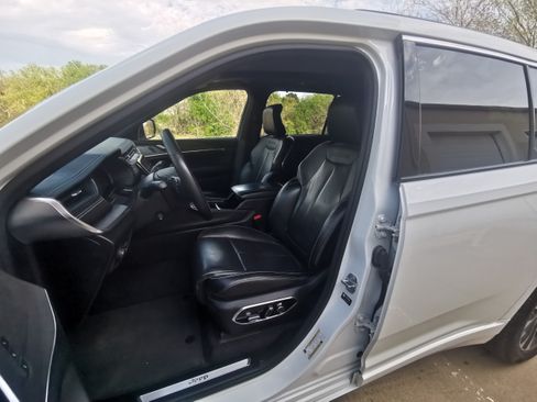 Used 2021 Jeep Grand Cherokee L Overland image 7