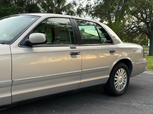 Used 2007 Mercury Grand Marquis LS RWD image 29