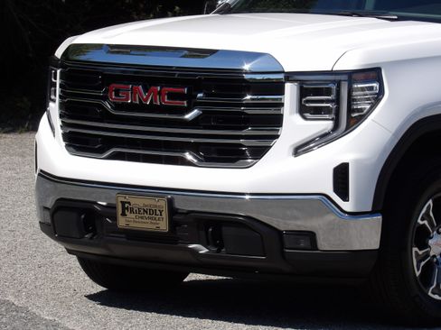 Used 2026 GMC Sierra 1500 4x4 Crew Cab SLT image 9