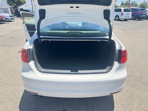 Used 2013 Volkswagen Jetta S Sedan 4D FWD image 23
