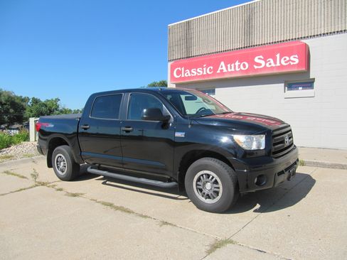 Used 2010 Toyota Tundra 4x4 CrewMax image 62