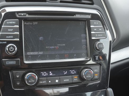 Used 2017 Nissan Maxima 3.5 S FWD image 14