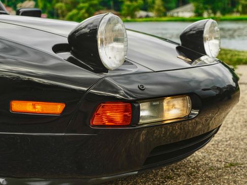 Used 1991 Porsche 928 GT image 20