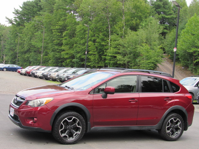 Used 2013 Subaru XV Crosstrek 2.0i Premium AWD/4WD image 3