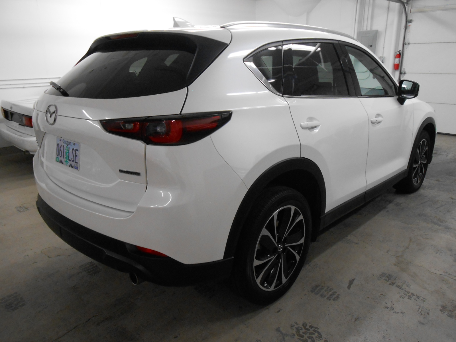 Used 2022 MAZDA CX-5 AWD 2.5 S w/ Premium Package image 4