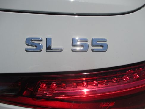 Used 2022 Mercedes-Benz SL 55 AMG 4MATIC image 12
