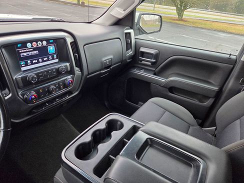 Used 2018 Chevrolet Silverado 1500 LT w/ All Star Edition image 11