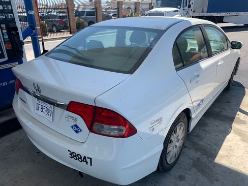 Used 2010 Honda Civic GX image 3