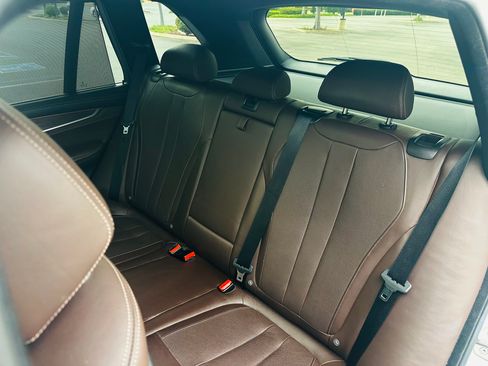 Used 2016 BMW X5 xDrive50i AWD/4WD image 26